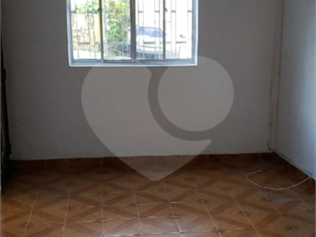 Sobrado à venda com 2 quartos em Santana, São Paulo, SP