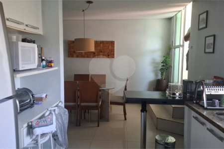 Sobrado à venda com 3 suítes em Vila Pompéia, São Paulo, SP