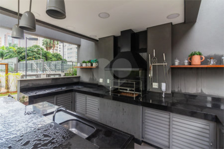 Apartamento à venda com 3 quartos, sendo 2 suítes, em Pinheiros, São Paulo, SP