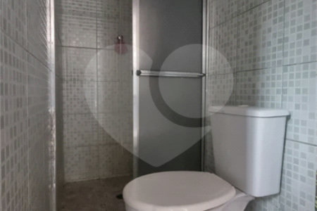 Sobrado à venda com 3 quartos em Vila Medeiros, São Paulo, SP