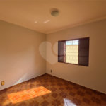 Casa à venda com 4 quartos, sendo 2 suítes,  em Vila Espírito Santo, Sorocaba, SP