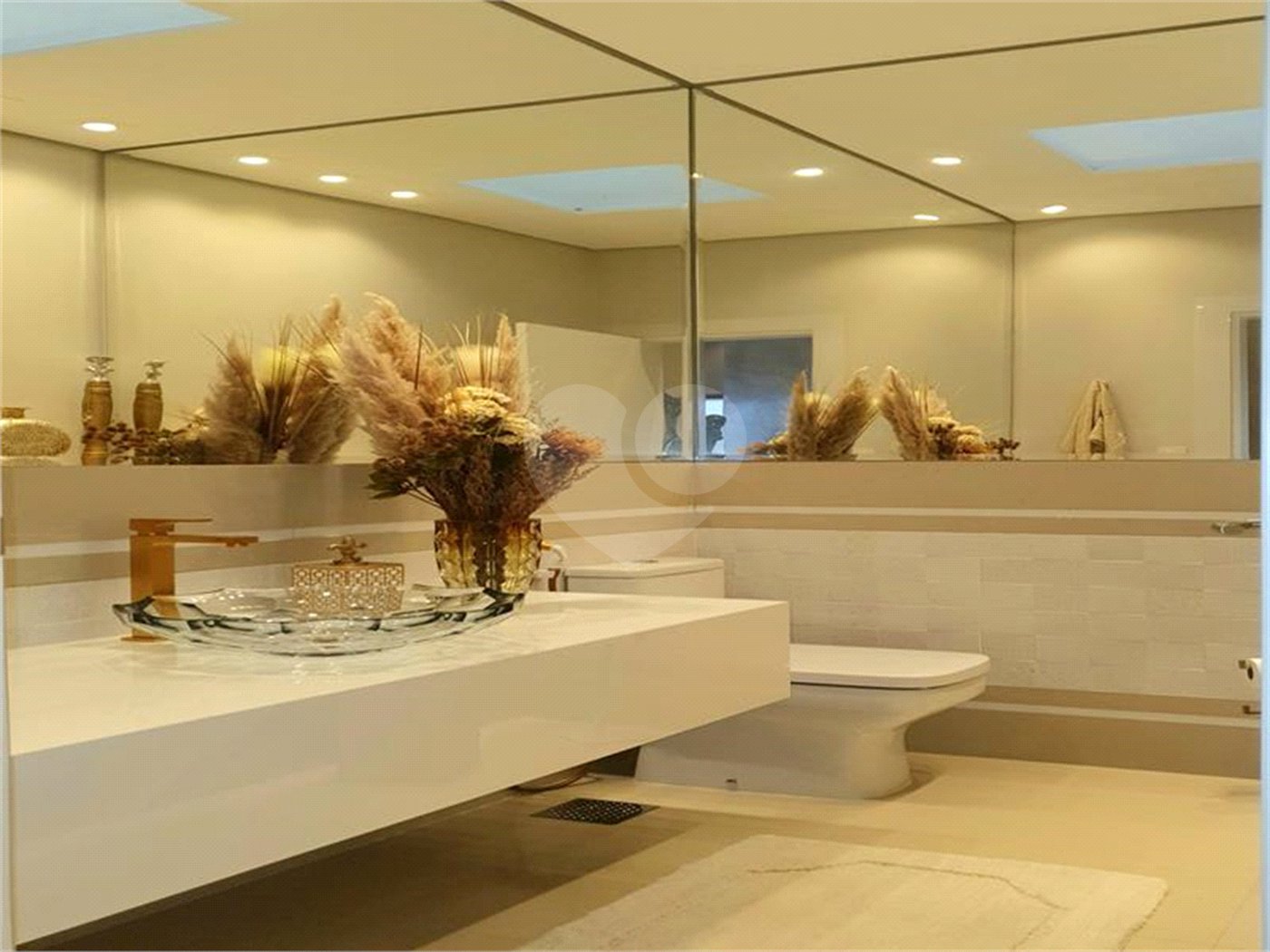 Casa à venda com 5 suítes no condomínio Residencial Villagio, Americana - SP