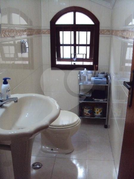 Casa à venda com 3 suítes em Vila Sônia, São Paulo, SP