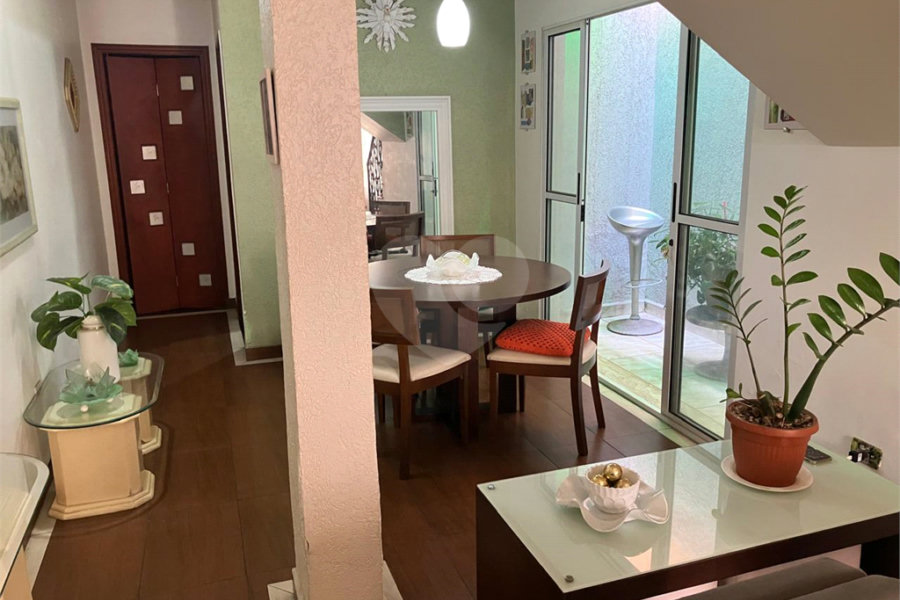 Sobrado à venda com 3 quartos, sendo 1 suíte, em Jaçanã, São Paulo, SP