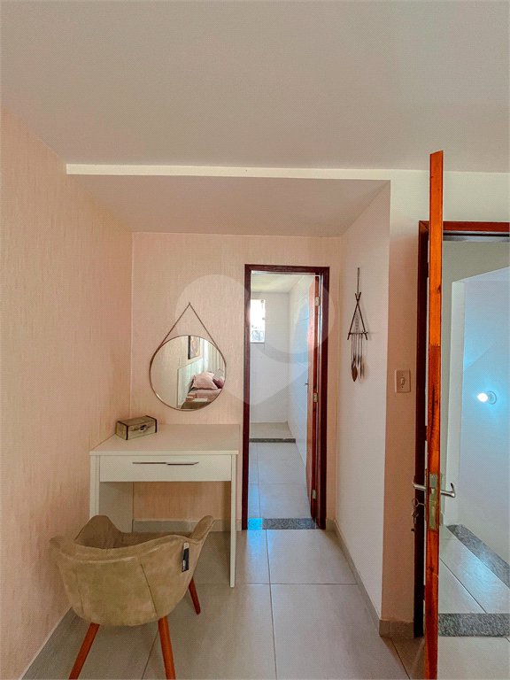 Casa à venda com 4 quartos, sendo 1 suíte, no condomínio Imperial Santa Cruz, Rio de Janeiro - RJ