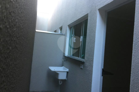 Sobrado à venda com 3 quartos, sendo 1 suíte,  em Vila Oliveira, Mogi das Cruzes, SP