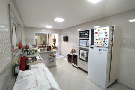 Sobrado à venda com 3 suítes em Vila Mariza Mazzei, São Paulo, SP