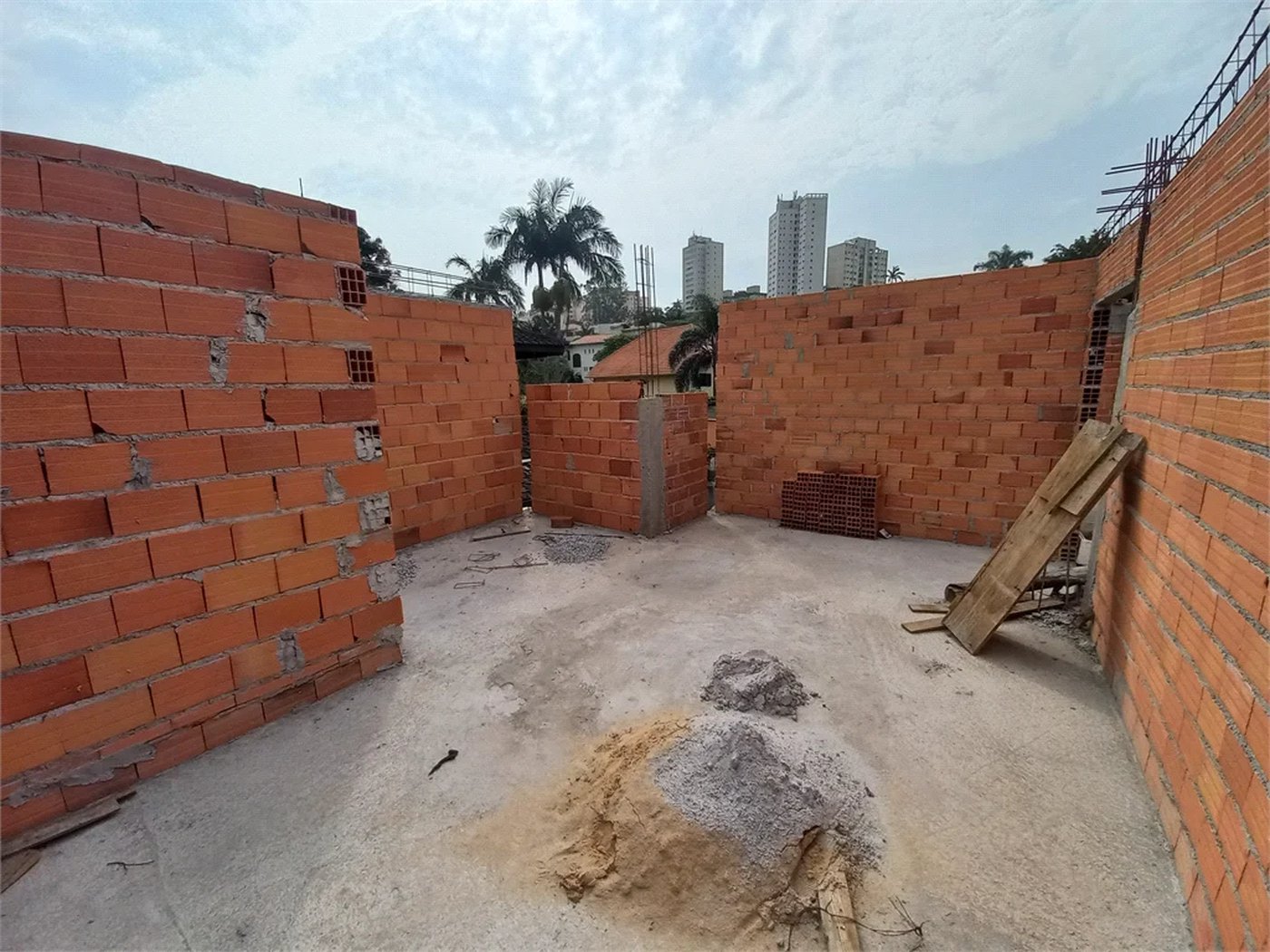 Sobrado à venda com 5 suítes em Jardim Morumbi, São Paulo, SP