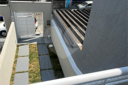 Sobrado à venda com 3 quartos, sendo 1 suíte,  em Vila Tiradentes, São Paulo, SP