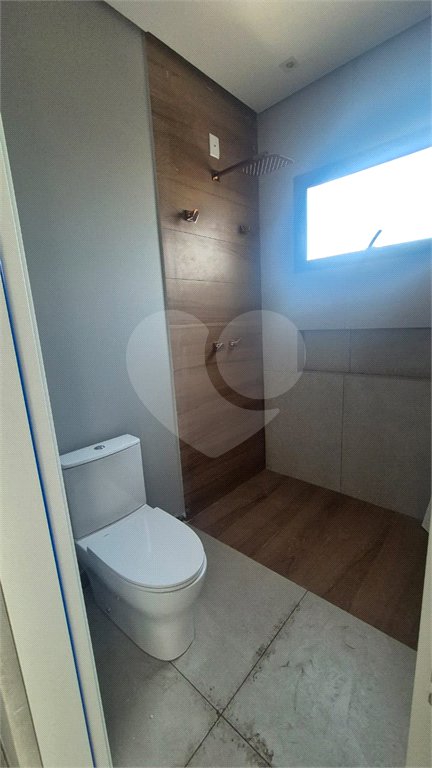 Casa à venda com 3 suítes no condomínio Recanto dos Paturis, Vinhedo - SP