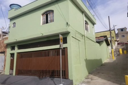 Casa à venda com 3 quartos, sendo 2 suítes, em Jardim Maria Luiza, São Paulo, SP