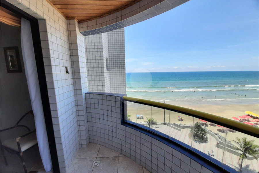 Apartamento à venda com 2 quartos, sendo 1 suíte, em Vera Cruz, Mongaguá, SP