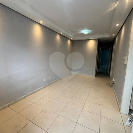 Casa de Vila à venda com 2 quartos, sendo 1 suíte, em Conjunto Residencial Jardim Villagio Torino, Sorocaba, SP