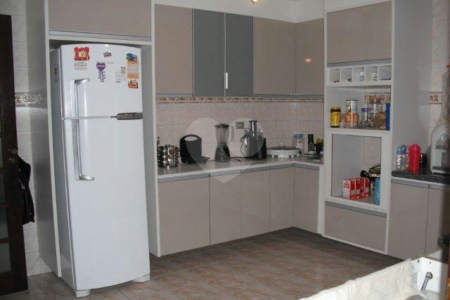 Sobrado à venda com 3 quartos, sendo 1 suíte, em Jaçanã, São Paulo, SP