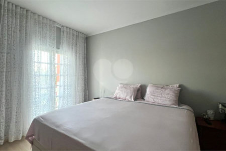 Casa à venda com 3 quartos, sendo 1 suíte, em Vila Suissa, Mogi das Cruzes, SP