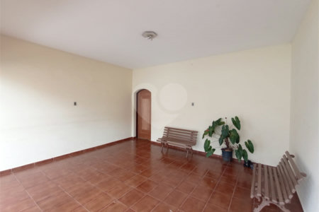 Casa à venda com 4 quartos, sendo 1 suíte,  no Centro, Itapetininga, SP