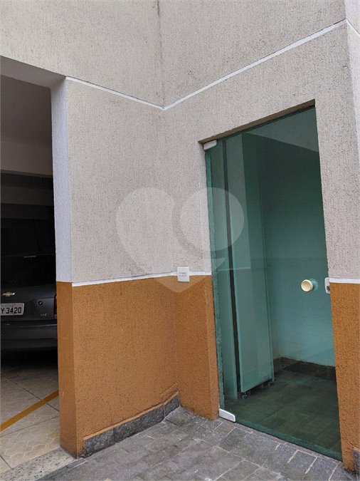 Casa à venda com 2 suítes no condomínio Residencial Guilhen, São Paulo - SP