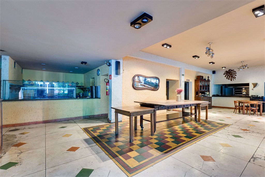 Casa à venda com 4 quartos em Chácara Santo Antônio, São Paulo, SP