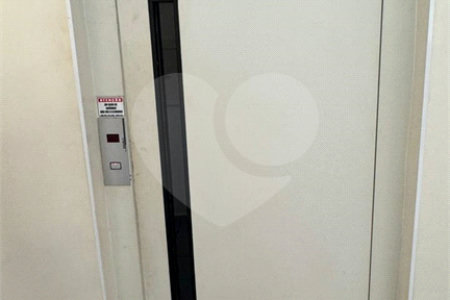 Apartamento à venda com 3 quartos em Presidente Médici, Ribeirão Preto, SP