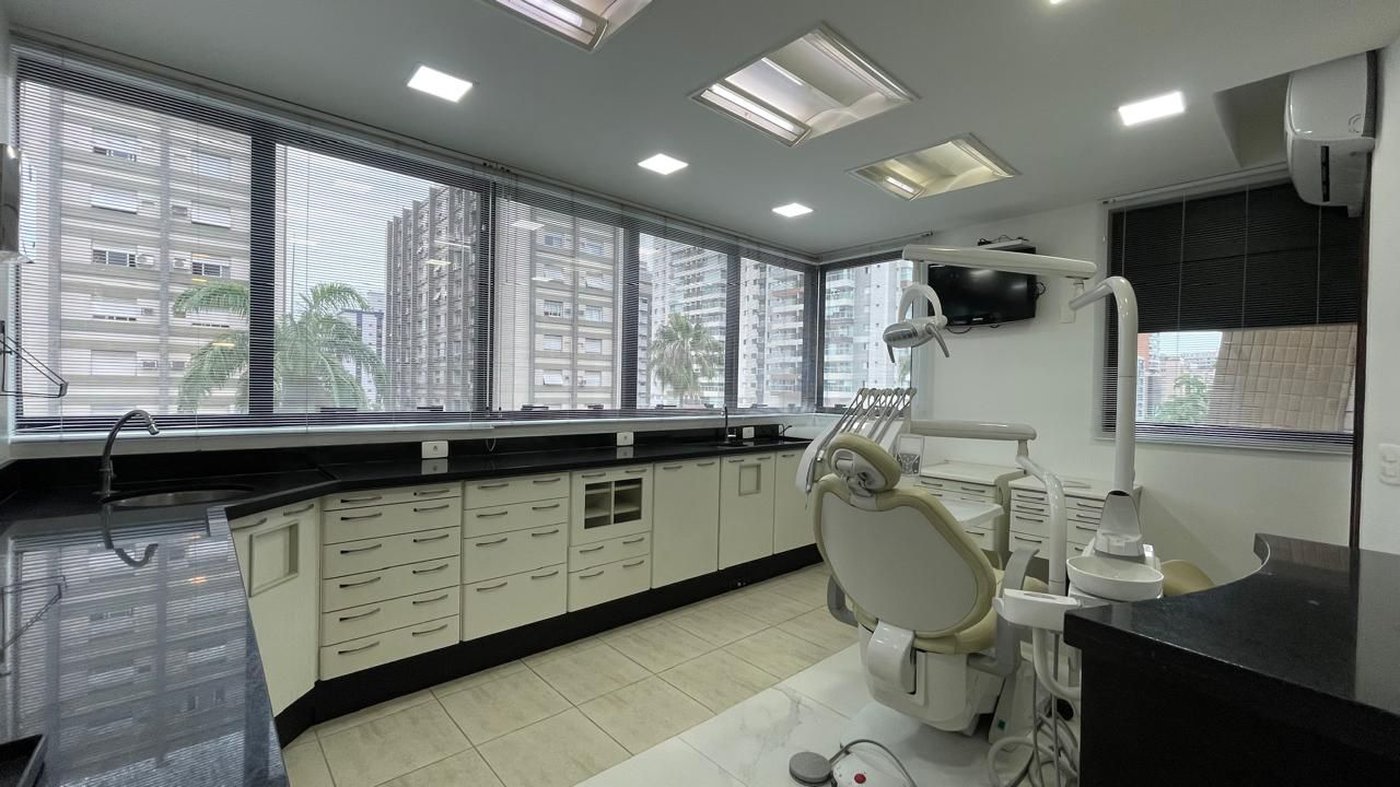 Sala à venda, 72 m² por R$ 640.000,00 - Gonzaga - Santos/SP
