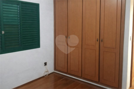 Casa à venda com 2 quartos, sendo 1 suíte, no Centro, Araraquara, SP