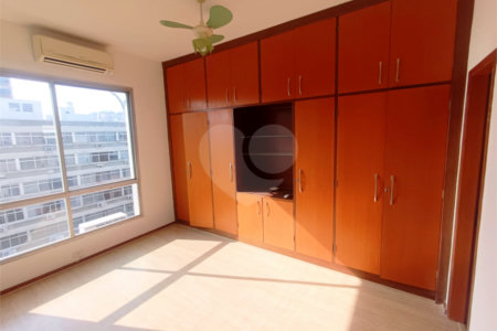 Apartamento à venda com 3 quartos, sendo 1 suíte, em Tijuca, Rio de Janeiro, RJ