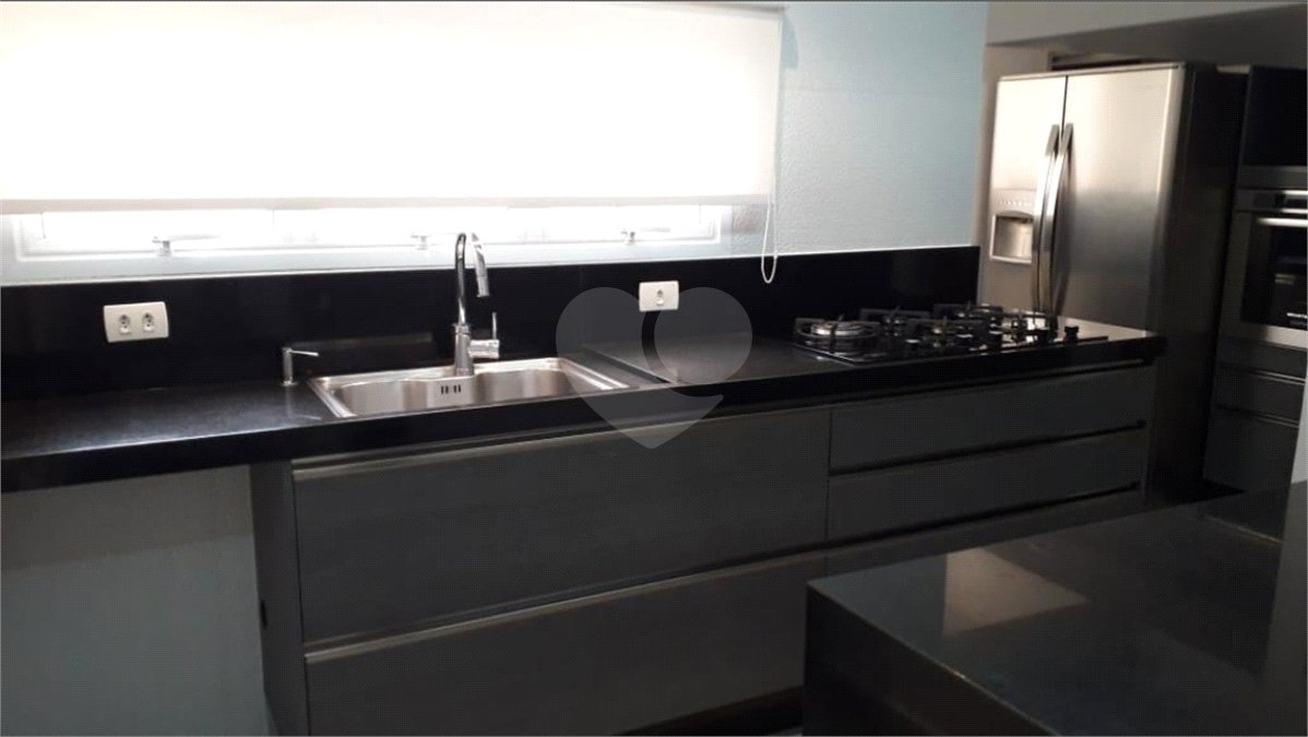 Apartamento à venda com 3 quartos, sendo 1 suíte, no Centro, São Bernardo do Campo, SP