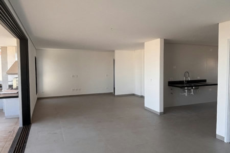 Apartamento à venda com 3 suítes em Edifício Majestic, Presidente Prudente, SP