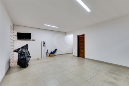Casa à venda com 4 suítes em Chácara Monte Alegre, São Paulo, SP