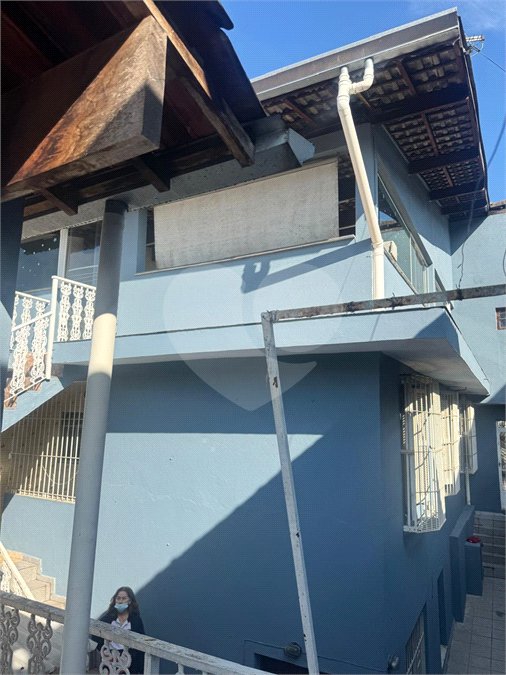 Sobrado à venda com 5 quartos em Bela Vista, Osasco, SP