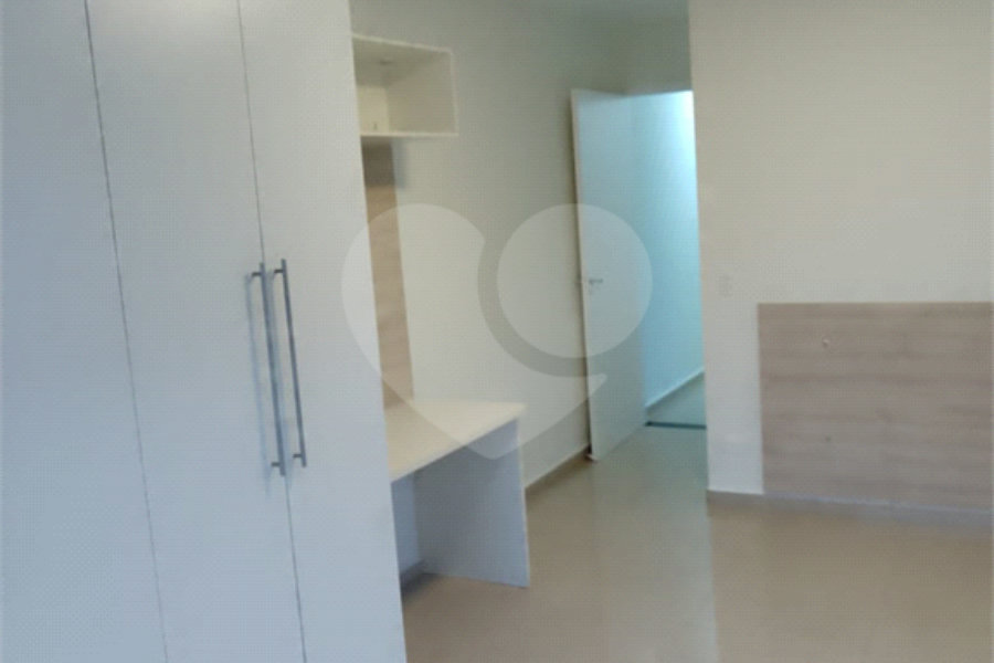 Sobrado à venda com 4 suítes em Vila Guilherme, São Paulo, SP