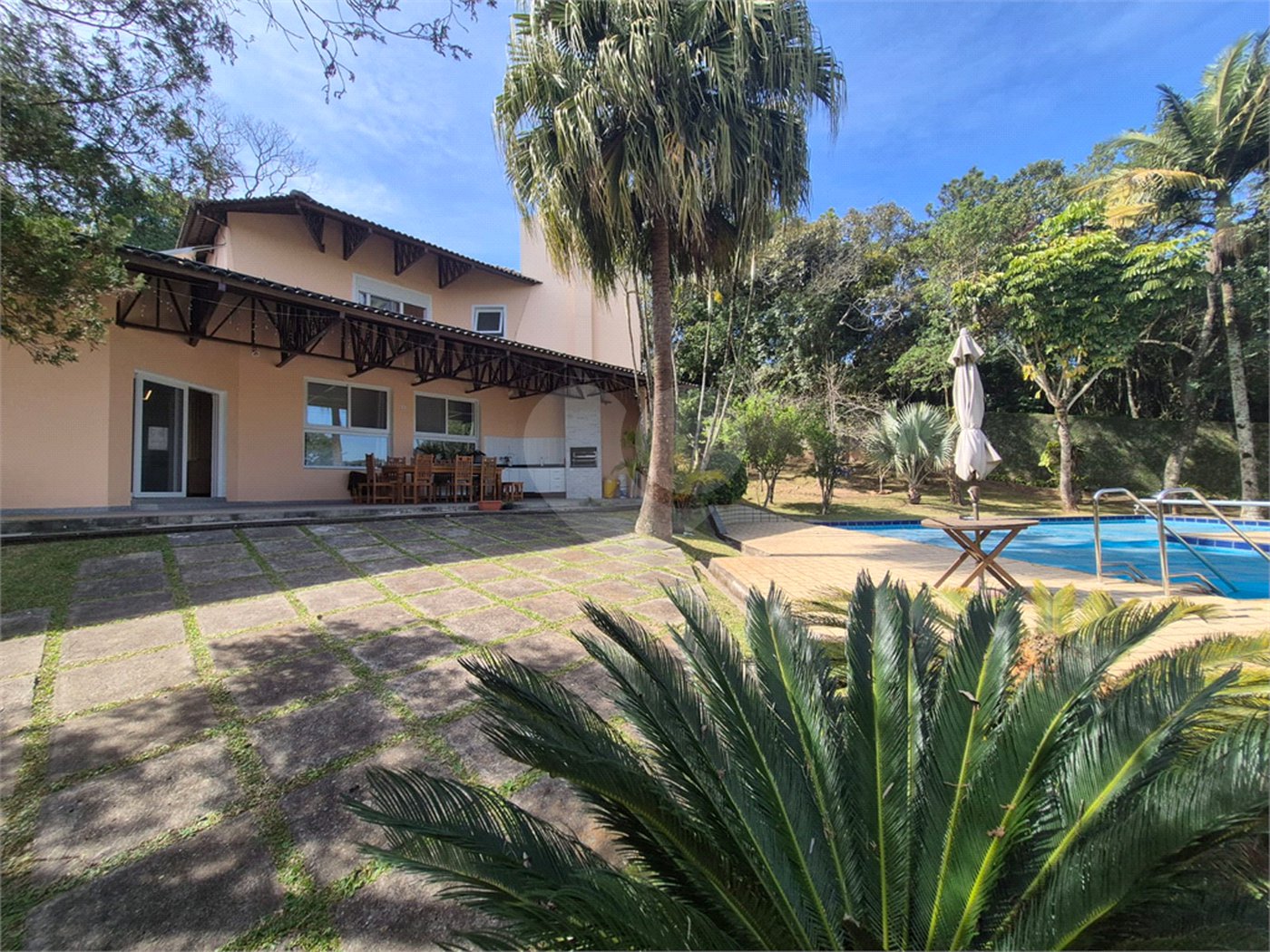 Casa à venda com 3 suítes no condomínio Parque Imperial da Cantareira, Mairiporã - SP