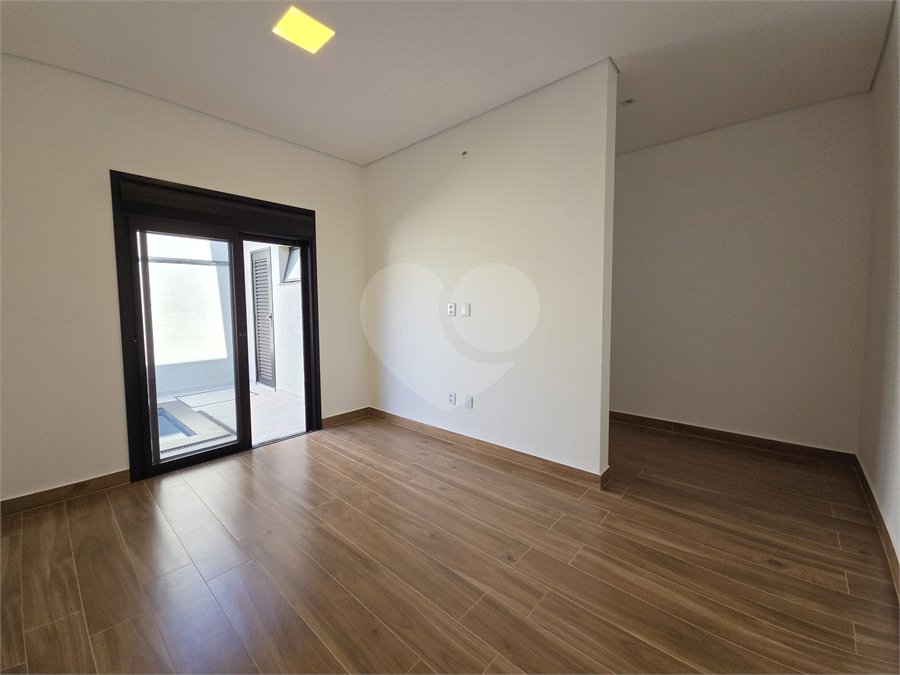 Casa à venda com 3 suítes no condomínio Helena Maria, Sorocaba - SP