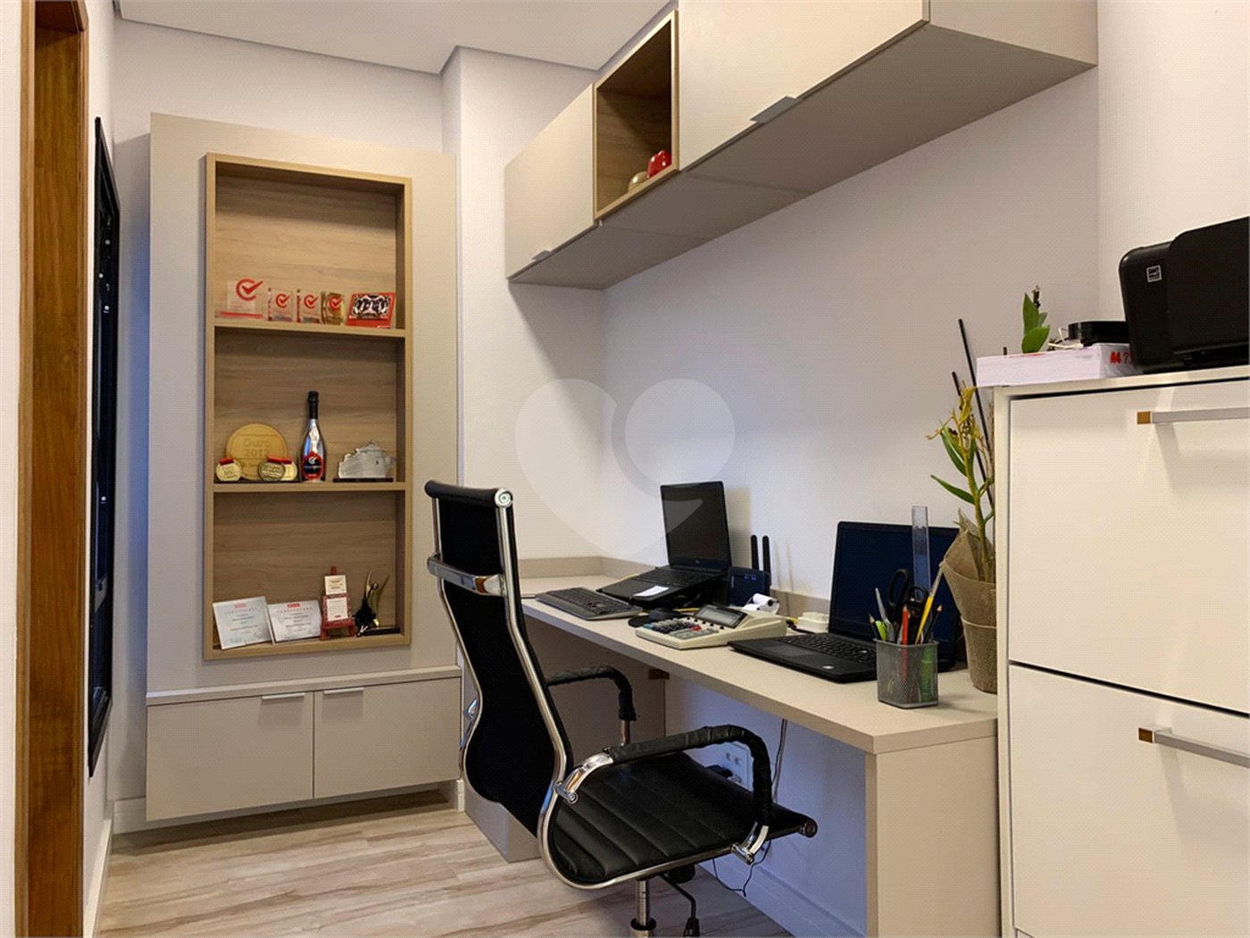Casa à venda com 4 suítes no condomínio Brisas Jundiaí, Jundiaí - SP