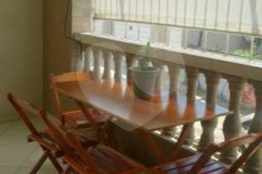 Casa à venda com 3 quartos, sendo 1 suíte, em Horto, São Paulo, SP