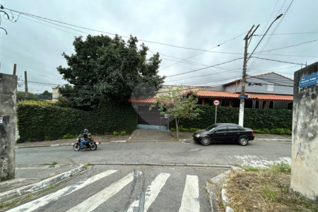 Casa à venda com 3 quartos em Parque Sonia, São Paulo, SP