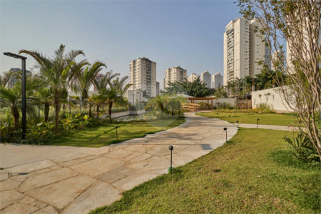 Apartamento à venda com 3 quartos, sendo 1 suíte, em Jardim Marajoara, São Paulo, SP