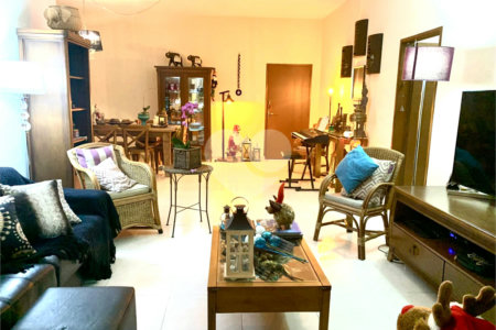 Apartamento à venda com 3 quartos, sendo 1 suíte, em Higienópolis, São Paulo, SP