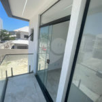 Casa à venda com 3 quartos, sendo 2 suítes, no condomínio Grand Park, Rio de Janeiro - RJ