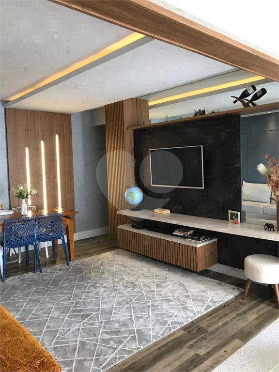 Apartamento à venda com 3 quartos, sendo 1 suíte, em Condomínio Royal Park, São José dos Campos, SP