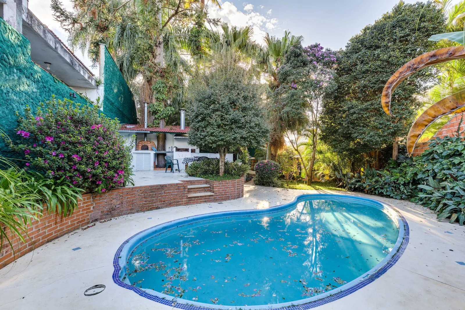 Casa à venda com 3 suítes no Jardim Petrópolis, São Paulo, SP