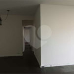 Apartamento à venda com 3 quartos, sendo 1 suíte, em Copacabana, Rio de Janeiro, RJ