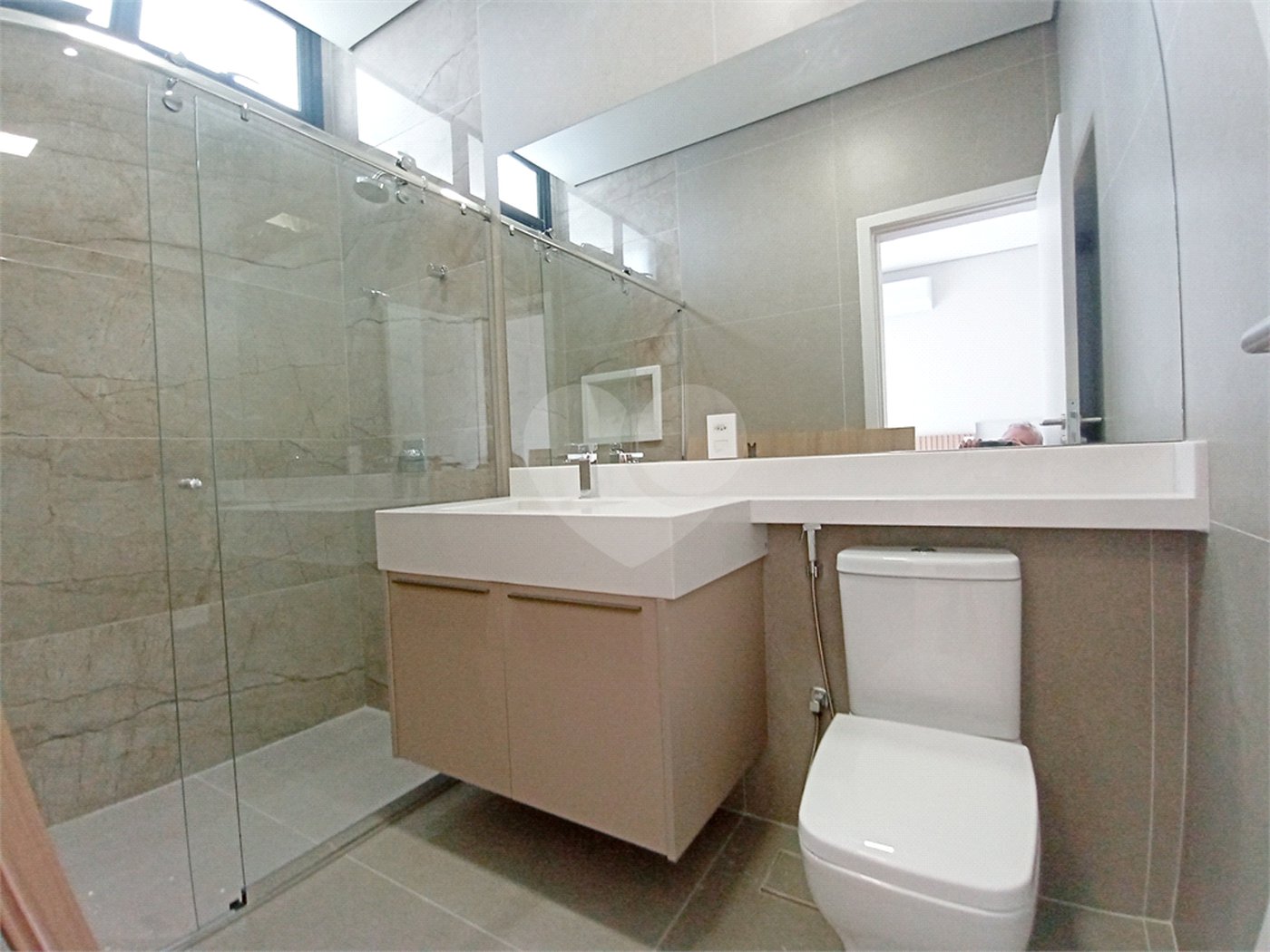 Casa à venda com 3 suítes no condomínio Campo de Toscana, Vinhedo - SP