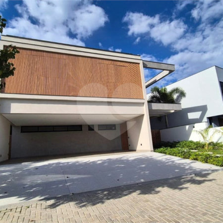 Casa à venda com 5 suítes no condomínio Alphaville Nova Esplanada 3, Votorantim - SP