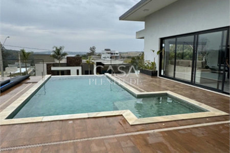 Casa em condomínio à venda ou para alugar com 5 quartos, sendo 3 suítes, no Centro, Piedade, SP
