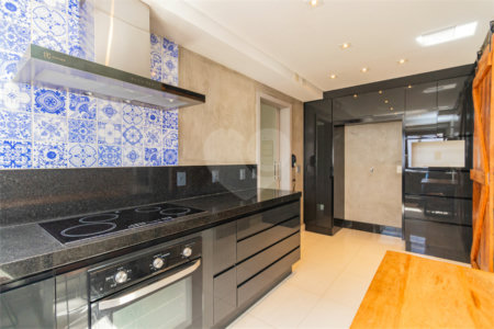 Apartamento à venda com 3 suítes em Granja Julieta, São Paulo, SP