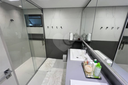 Apartamento à venda com 4 quartos, sendo 3 suítes, em Itaim Bibi, São Paulo, SP