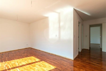 Casa à venda com 4 suítes no condomínio Porto Fino, São Paulo - SP