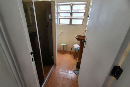 Apartamento com 4 dormitórios à venda, 180 m² por R$ 700.000,00 - Gonzaga - Santos/SP