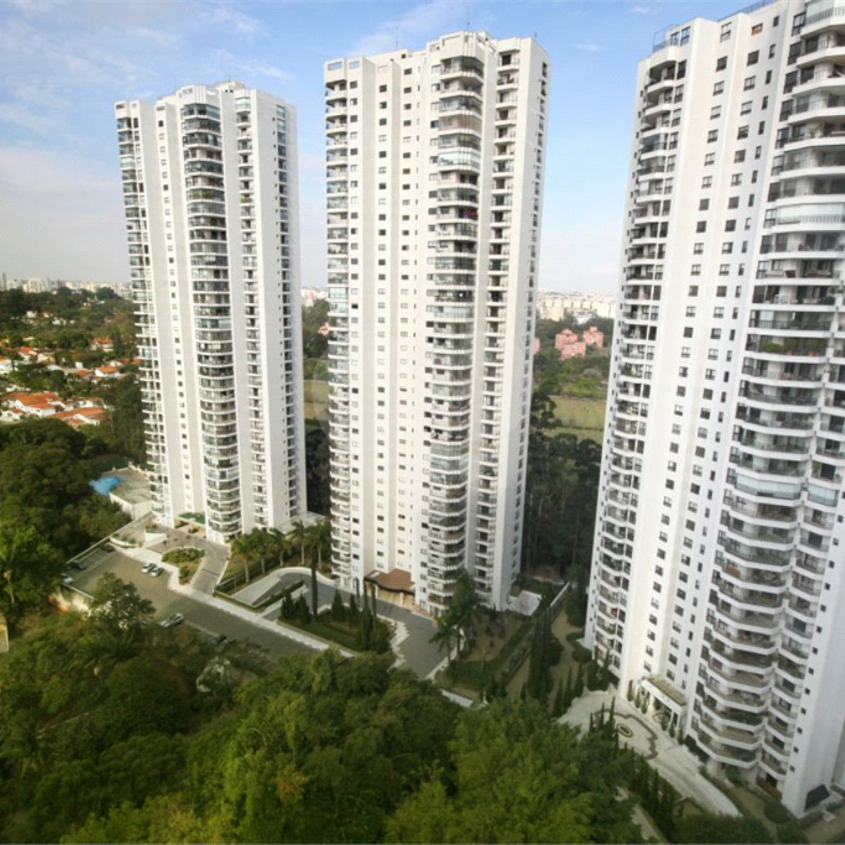 Apartamento à venda com 4 suítes em Jardim Marajoara, São Paulo, SP